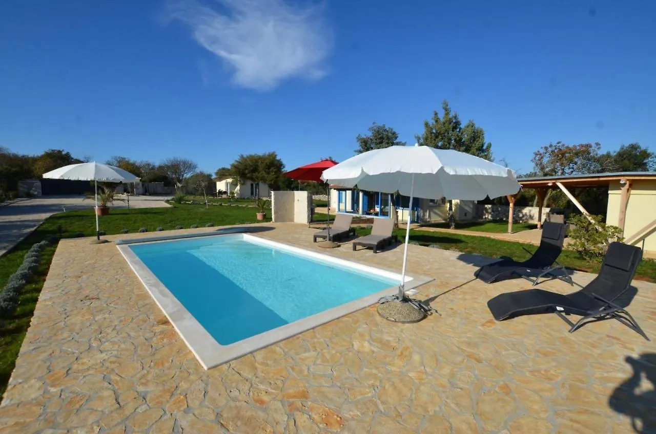 Vila Family Friendly House With A Swimming Pool Rovinj - 20869 Chorvatsko